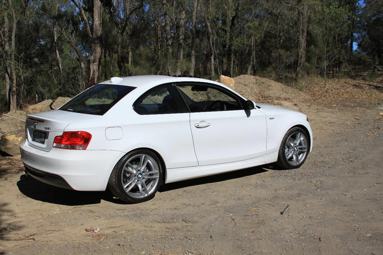 BMW 125i Coupe technical details history photos on Better Parts LTD