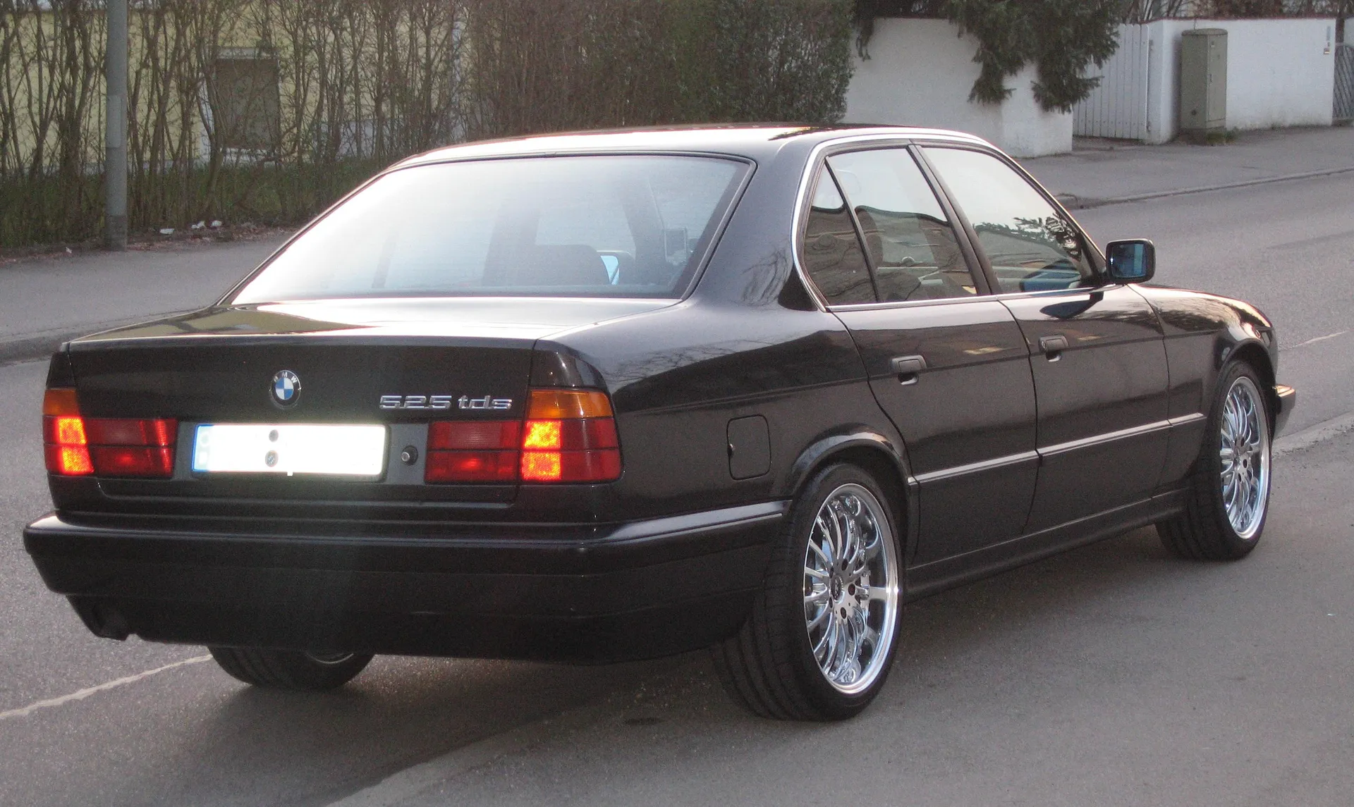 BMW 525 tds technical details, history, photos on Better