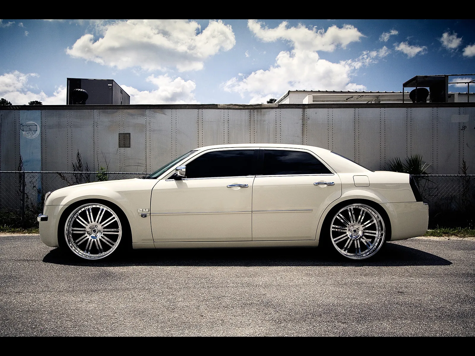 Chrysler 300C history, photos on Better Parts LTD