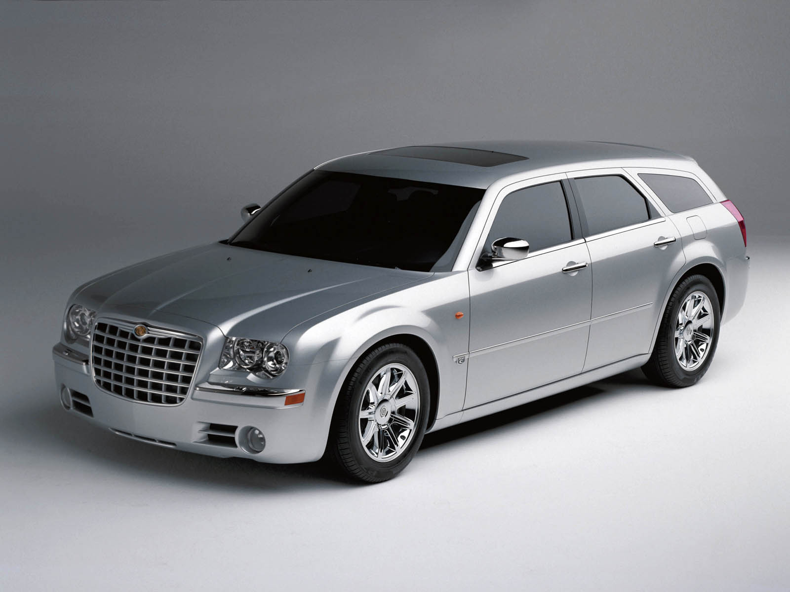 Chrysler 300C Touring technical details, history, photos ...