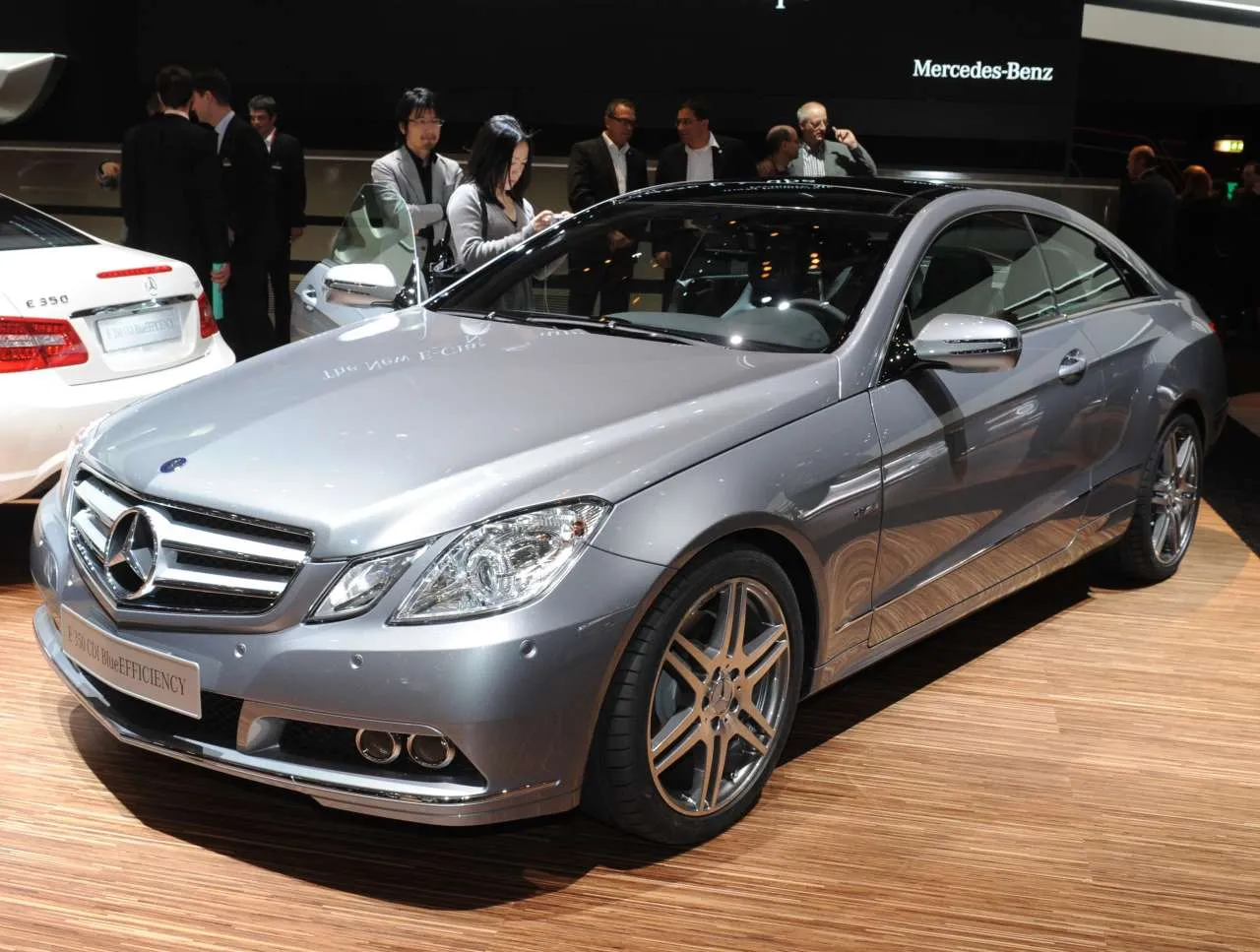 Mercedes-Benz E-Klasse Coupe technical details, history ...