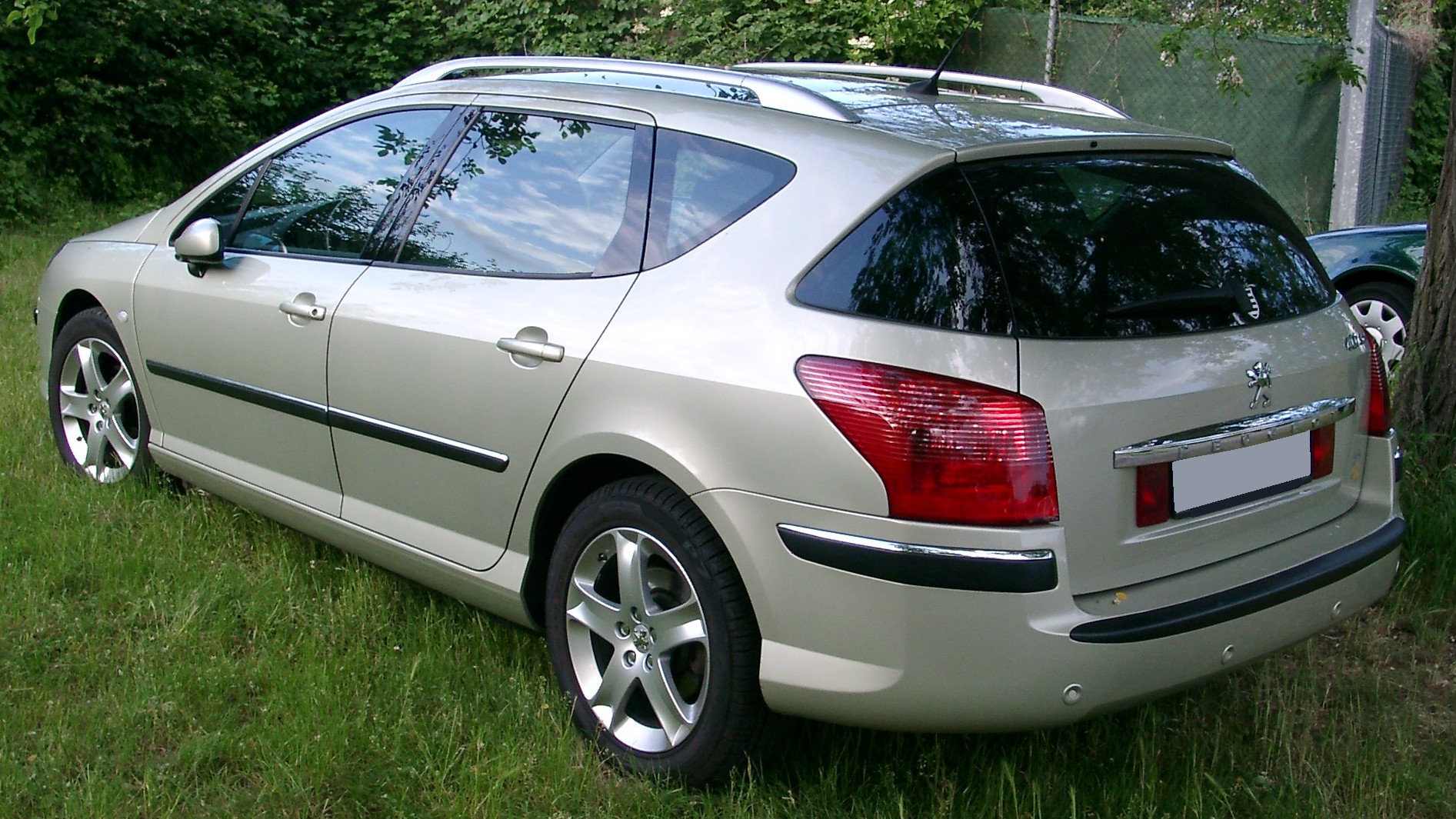 Peugeot 407 SW technical details, history, photos on