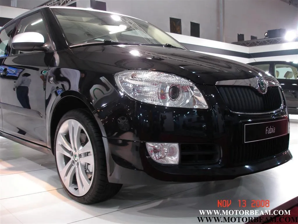 [Зображення: skoda-fabia-sportline-07.jpg]