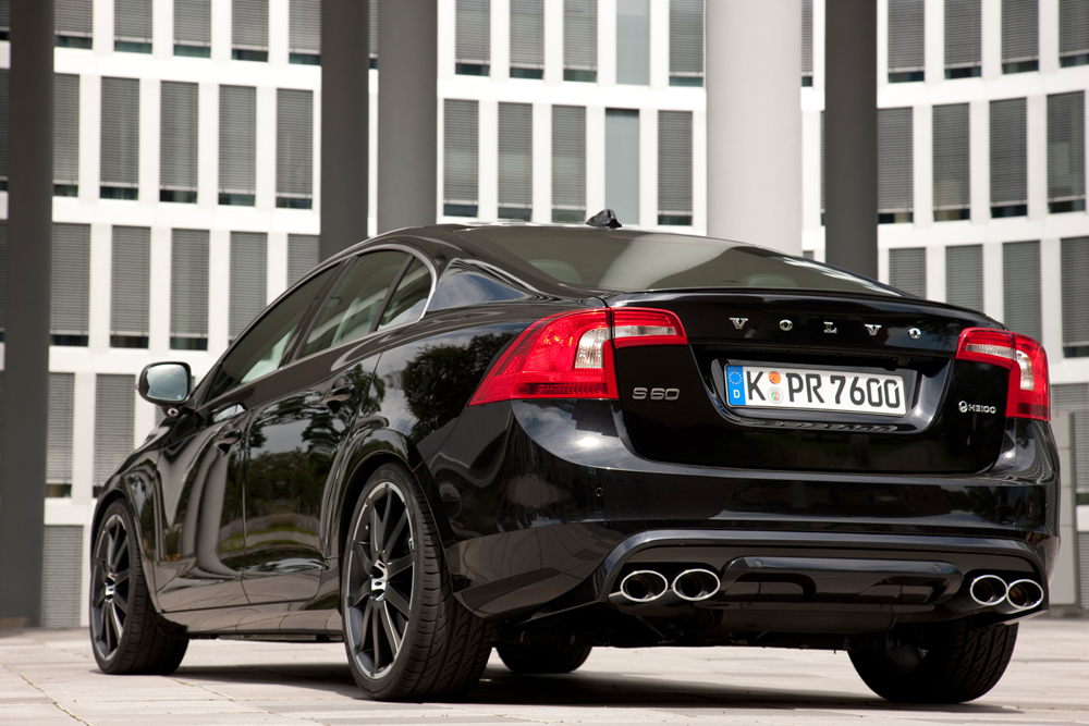 Volvo S60 Black Edition technical details, history, photos on Better