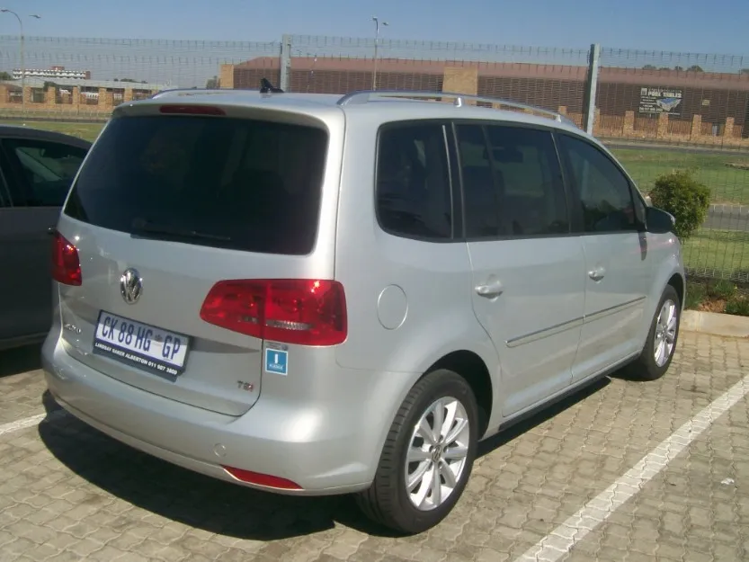 Vw Touran Highline: Überraschende Details & Mängel! - 34vdrb9