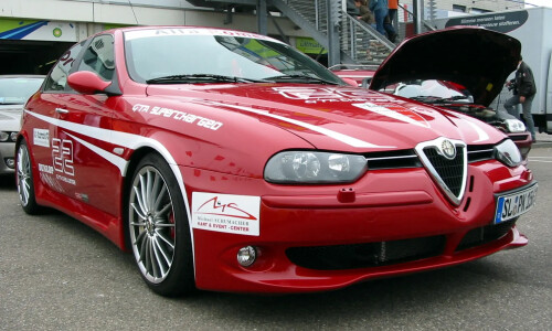 Alfa-Romeo 156 #1