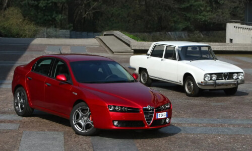 Alfa-Romeo 159 #8