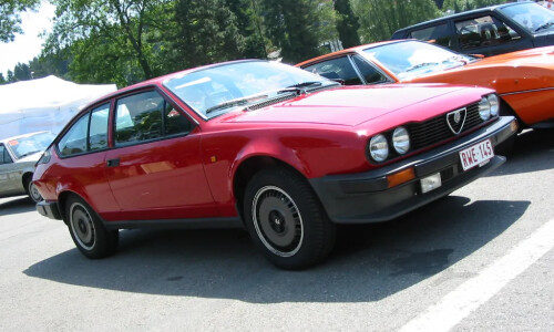Alfa-Romeo Alfetta #8