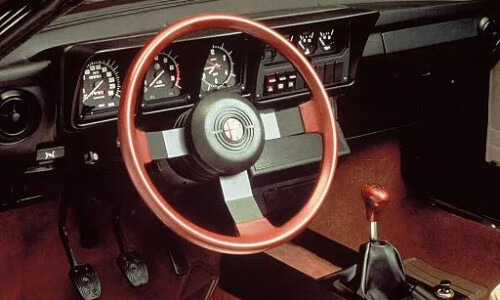 Alfa-Romeo Alfetta #11