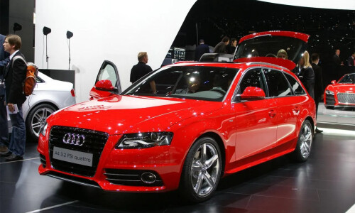 Audi A4 Avant Edition Plus #6