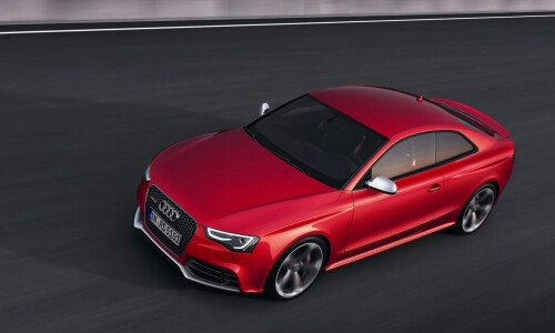 Audi R5 #11