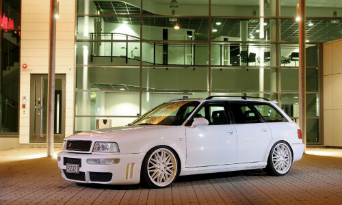 Audi RS2 #9
