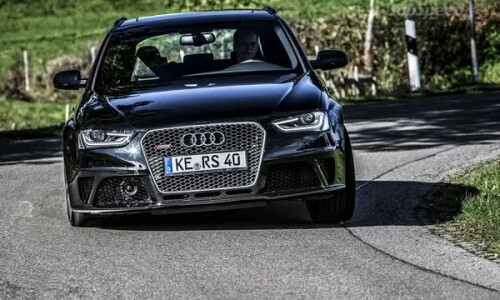Audi RS4 #4