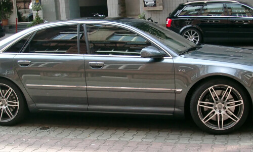 Audi S8 #10