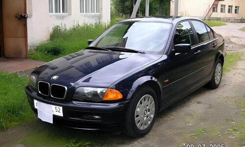 BMW 318i #18