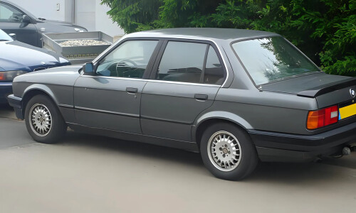 BMW 324 #1