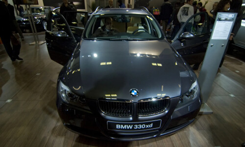 BMW 330xd #14