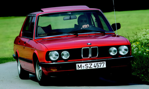 BMW 524 #9