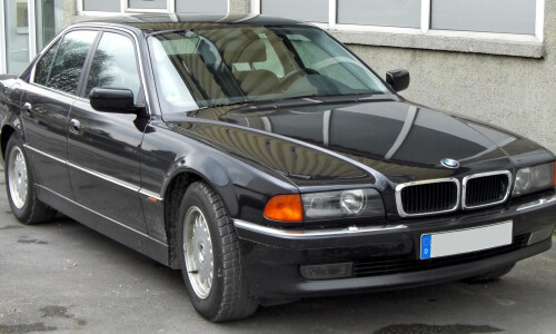 BMW 7er E38 #1