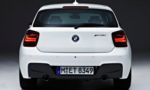 BMW M 135i #12