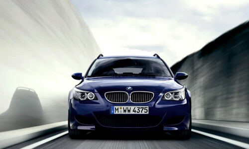 BMW M5 Touring #14