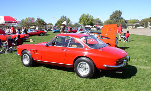Ferrari 330 #12