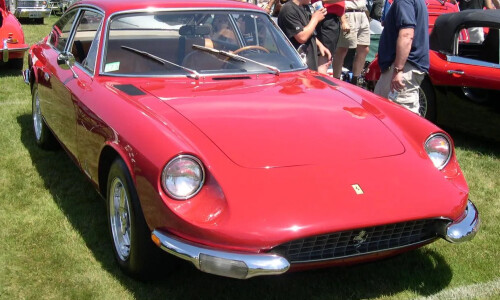 Ferrari 365 #1
