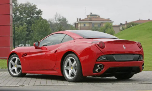 Ferrari California #8