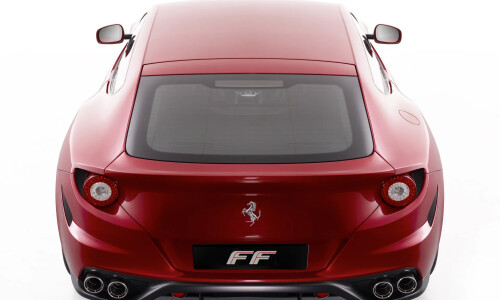 Ferrari FF #10