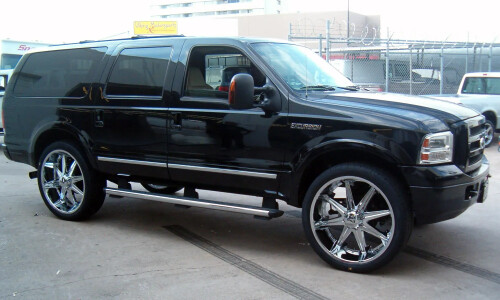 Ford Excursion #1