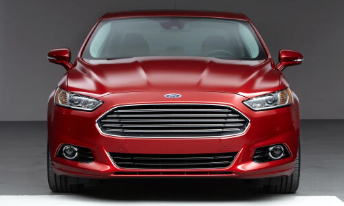 Ford Fusion #1