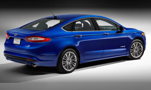 Ford Fusion #8