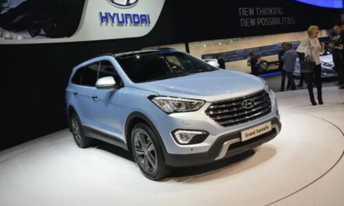Hyundai Santa Fe Grand #4