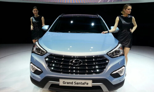 Hyundai Santa Fe Grand #7