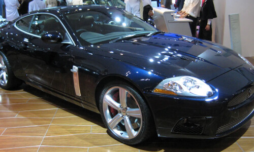Jaguar XKR Portfolio #1