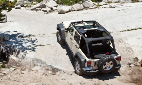 Jeep Wrangler Unlimited Rubicon #9