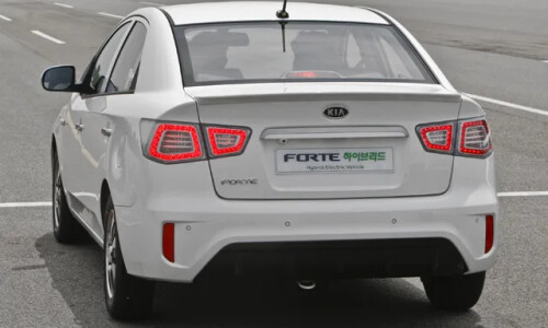 Kia Forte LPI Hybrid #11