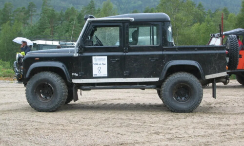Land-Rover Defender #7