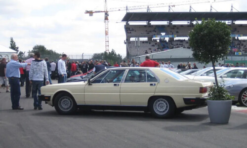 Maserati Quattroporte III 4.9 #2