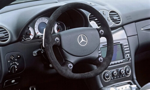 Mercedes-Benz CLK DTM AMG #9