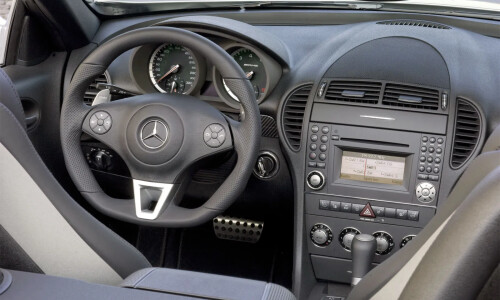 Mercedes-Benz SLK 55 AMG #1