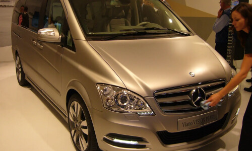 Mercedes-Benz Viano Vision Pearl #6