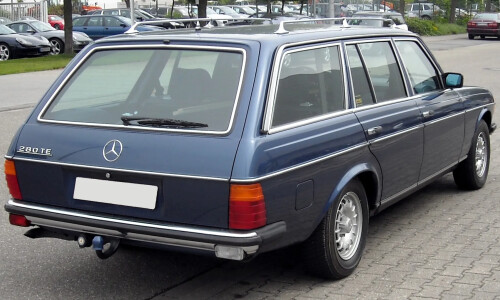Mercedes-Benz W 123 #9
