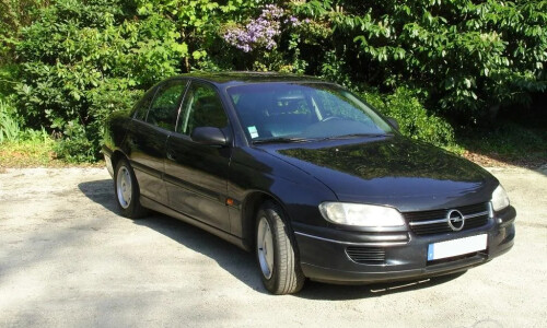 Opel Omega #16