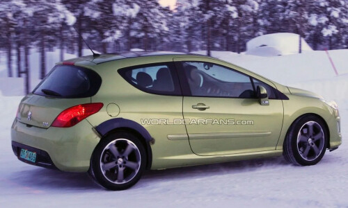 Peugeot 308 Coupe #3