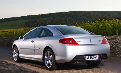 Peugeot 407 Coupe #4