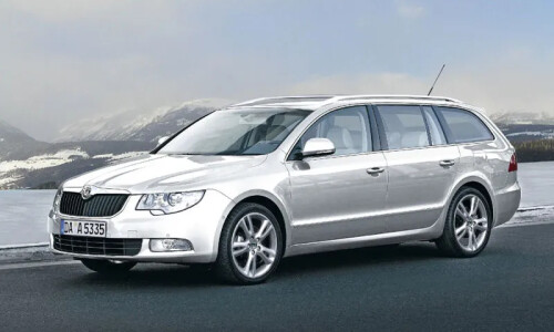 Skoda Superb Combi #12