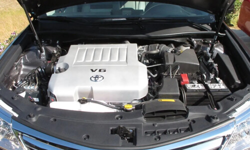 Toyota Camry V6 #6