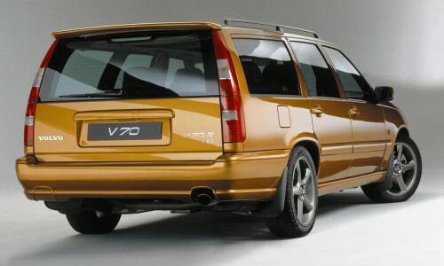 Volvo V70 R #10