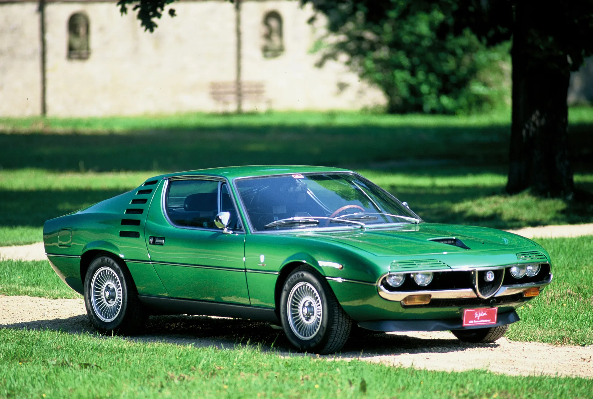 alfa-romeo-montreal-image-4